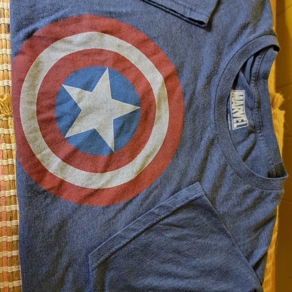marvel captain america t shirt - Picture 3 of 4
